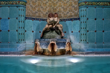Enter the world of Gellért Thermal Bath